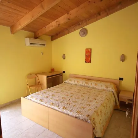 Oda ve Kahvaltı Il Nido SantʼAntìoco
