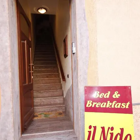 Il Nido فندق مبيت وإفطار